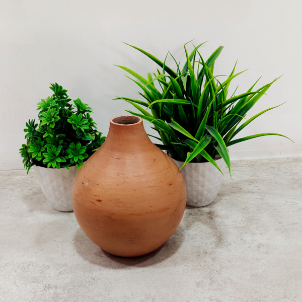 marbled terracotta pots