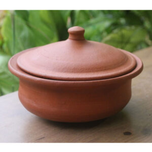 terracotta clay cooking pots