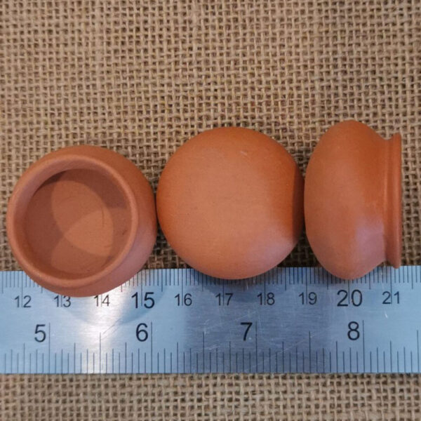 mini terracotta pots